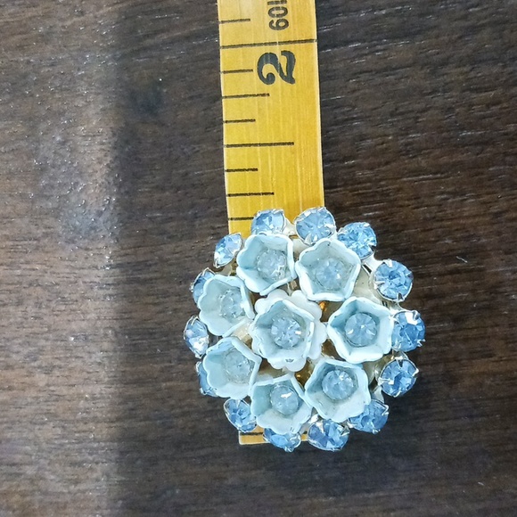 Bracelet and Clip Earring Set Goldtone and Blues - Picture 9 of 14